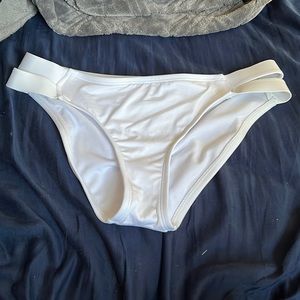 never worn swim bottoms